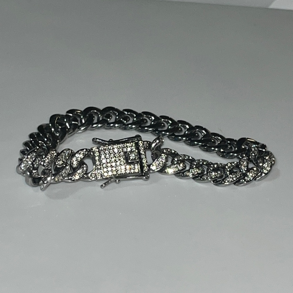 Silver-tone Men’s Chain Bracelet with Rhinestones